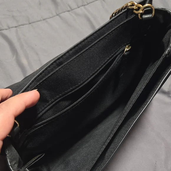 Vince Camuto Black Suede Leather Shoulder Bag with Gold Chain - Picture 14 of 16